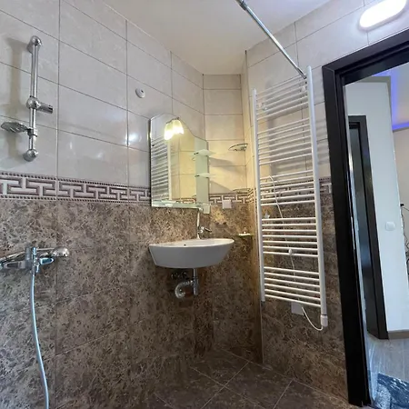 за гости елегант - комплекс аква терми Aparthotel *