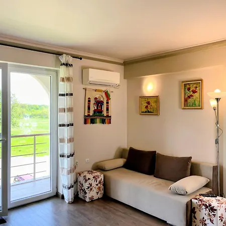 елегант - комплекс аква терми Hotel apartamentowy Krasnovo