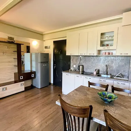 елегант - комплекс аква терми Hotel apartamentowy Krasnovo